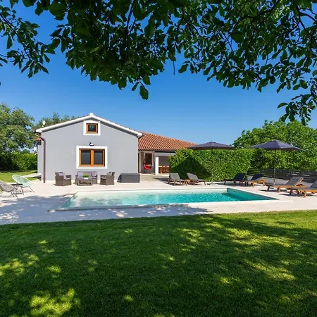 Villa Anavi