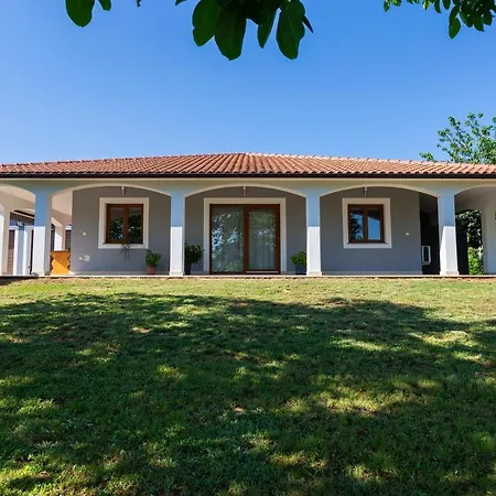 Villa Anavi Bicici