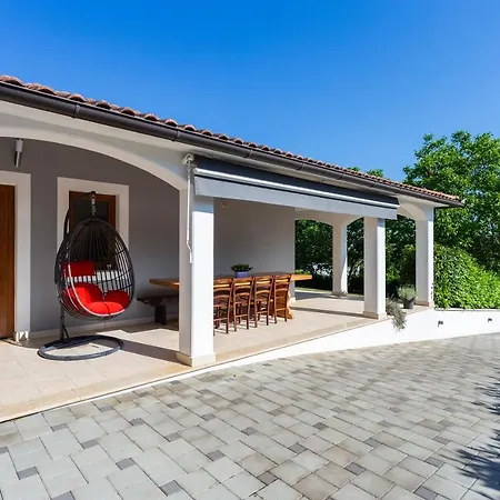 Villa Anavi